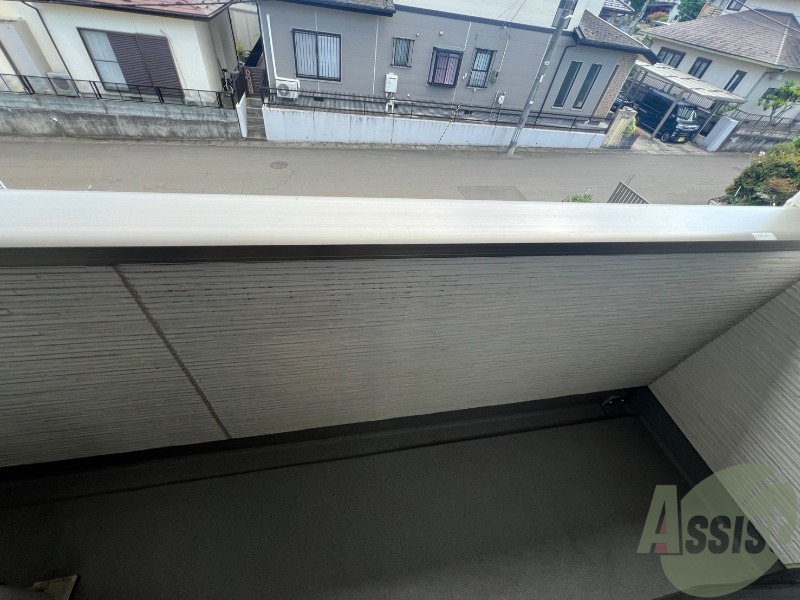 バルコニー　バルコニーを撮影しました。洗濯物を干すのに最適な広さです。