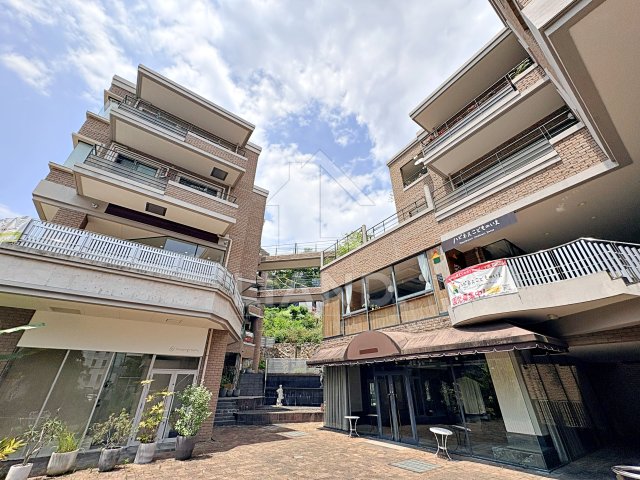 建物外観　エイトバレー浄水