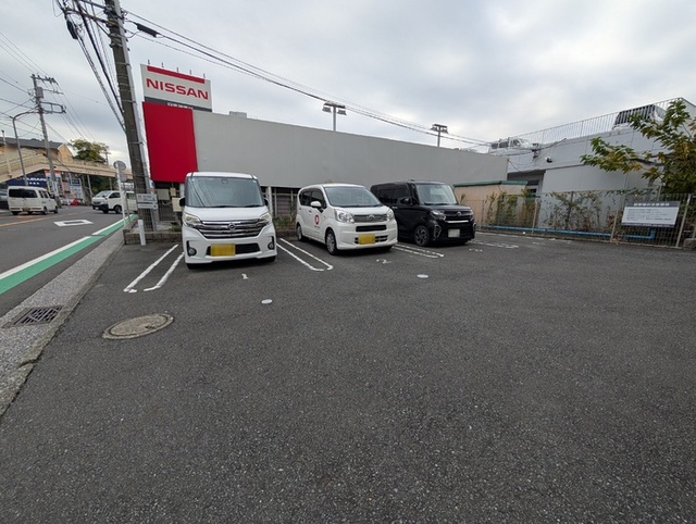 駐車場　駐車場