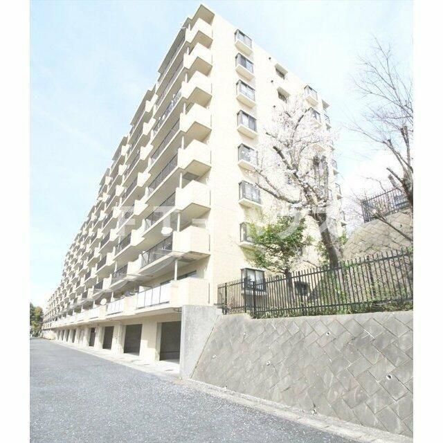 建物外観　エントランス写真