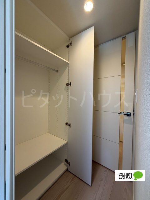収納　クローゼット