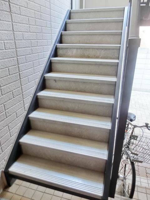 その他　★階段です★