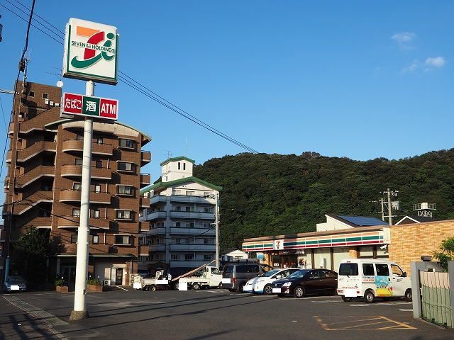 コンビニ　セブンイレブン小倉長行東１丁目店（コンビニ）まで576m