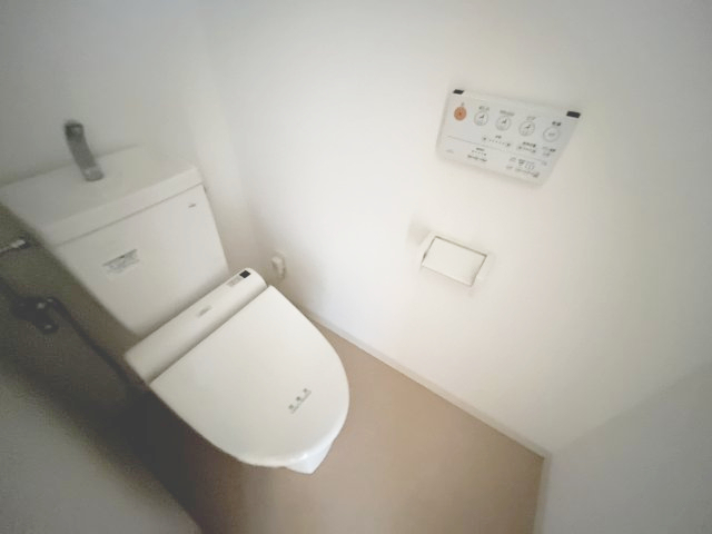 トイレ　※別部屋参照写真