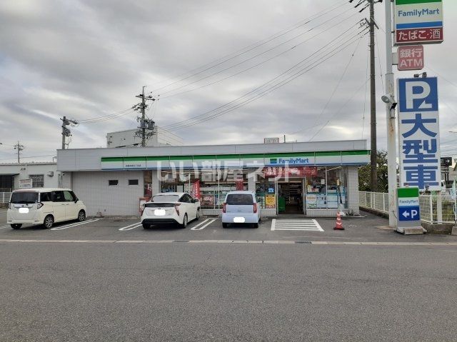 コンビニ　ファミリーマート 鈴鹿寺家五丁目店（コンビニ）まで496m