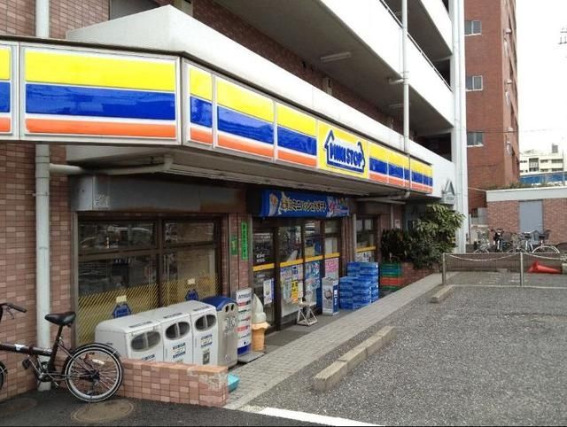 コンビニ　ミニストップ高井戸東3丁目店（コンビニ）まで240m