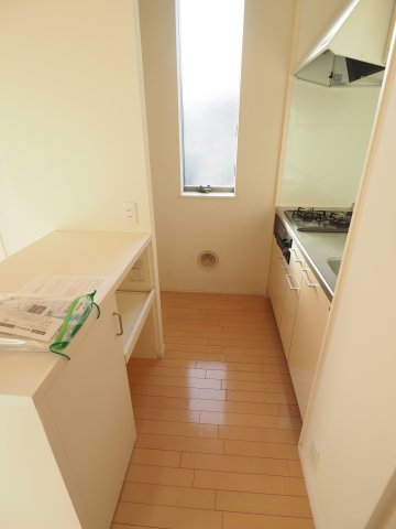キッチン　同物件別部屋参考写真