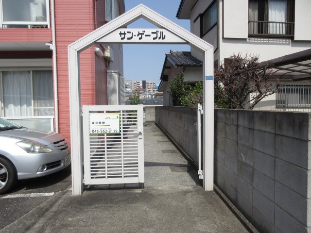 エントランス　※同タイプ別部屋の参考写真になります