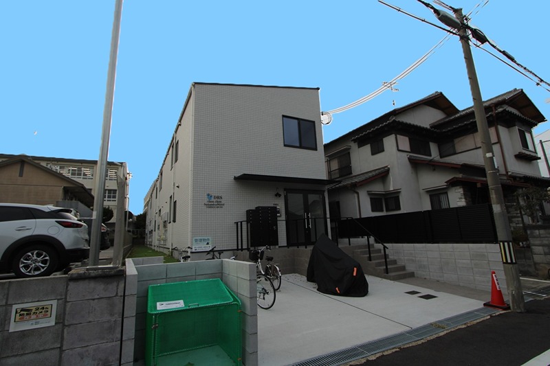 chou chou Nakamiya WESTの外観写真