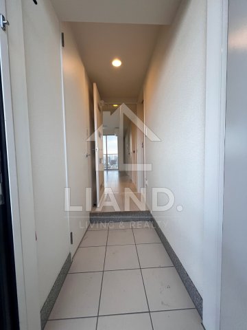 玄関　ルキシア薬院