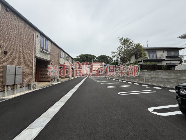 駐車場　車をお持ちの方に嬉しい駐車場付きの物件です
