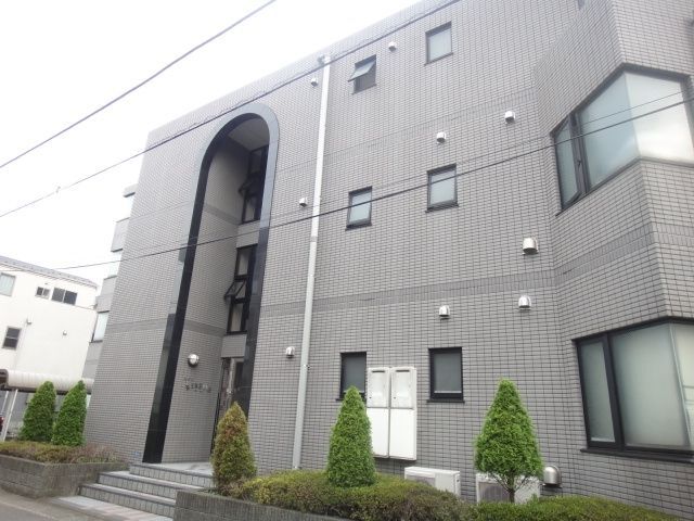ハイツ梨郷の外観写真