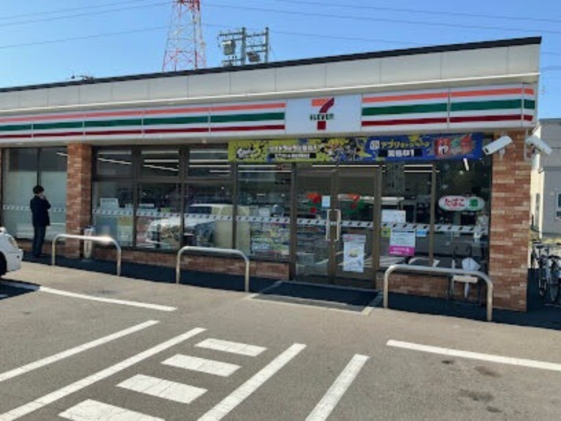 コンビニ　セブンイレブン札幌伏古12条店（コンビニ）まで957m
