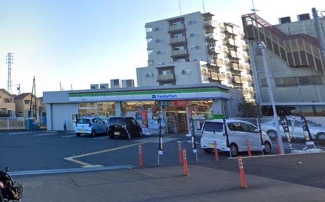 コンビニ　ファミリーマート朝霞宮戸店（コンビニ）まで165m