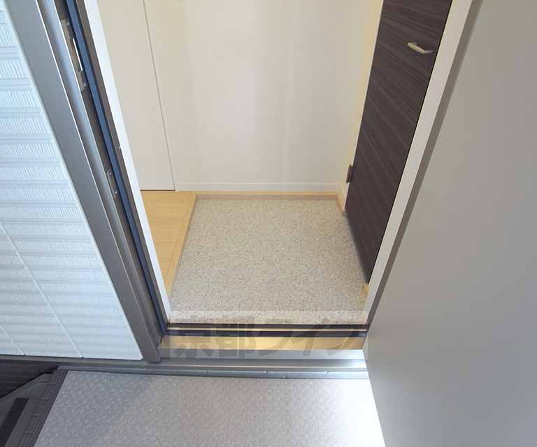 玄関　・お問い合わせは京都ライフまで・