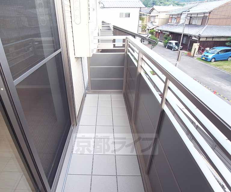 バルコニー　南向きバルコニーで日当たり良好・