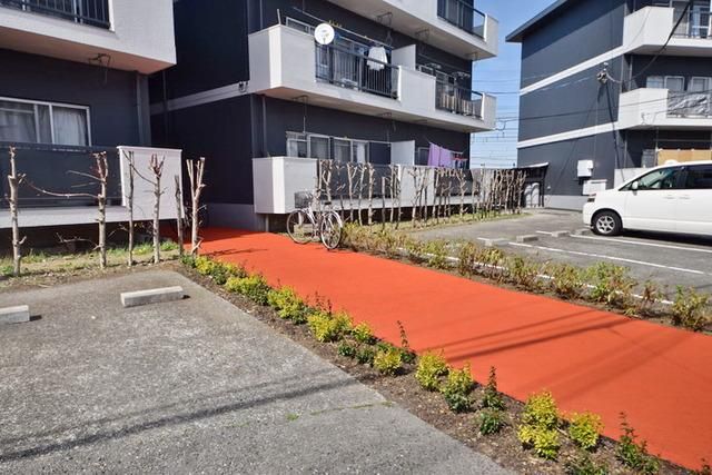 エントランス　★お部屋探しはタウンハウジング高幡不動店まで★