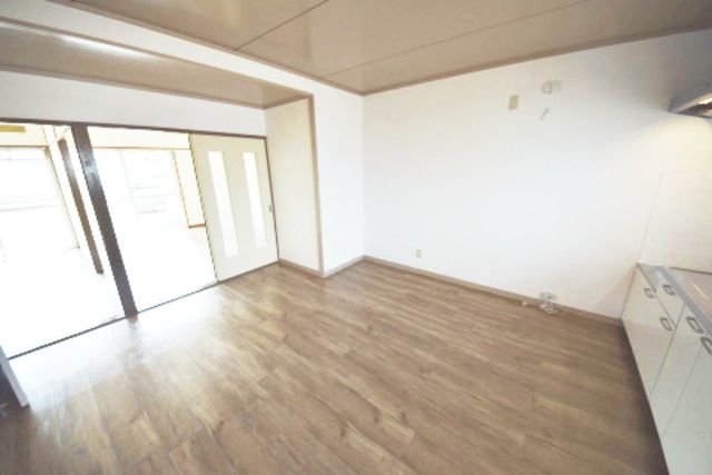 居室・リビング　★お部屋探しはタウンハウジング高幡不動店まで★