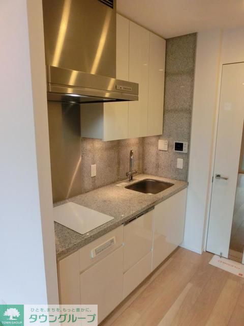キッチン　※写真は同タイプ住戸です。