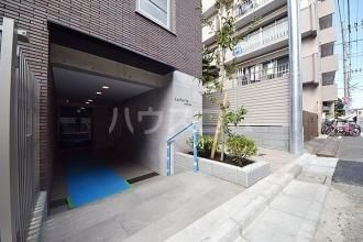 ラペルラ世田谷赤堤の外観写真