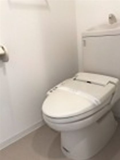 トイレ　※同仕様写真