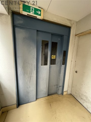ロイヤルメゾン山際の外観写真