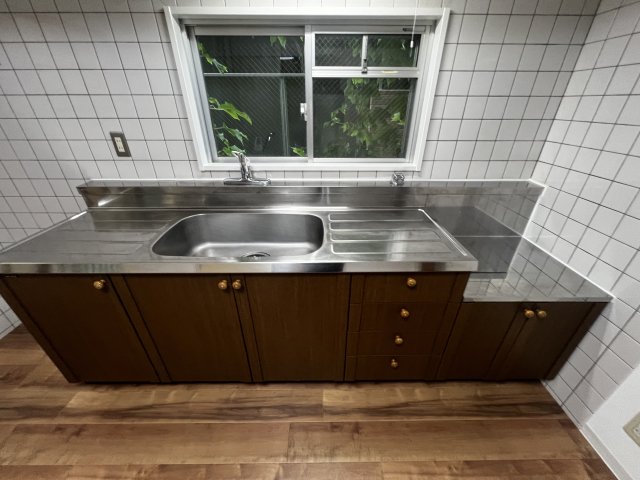 ロイヤルメゾン山際のキッチン写真