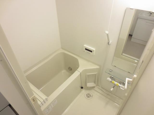 バス・シャワールーム　※同タイプお部屋、参考写真