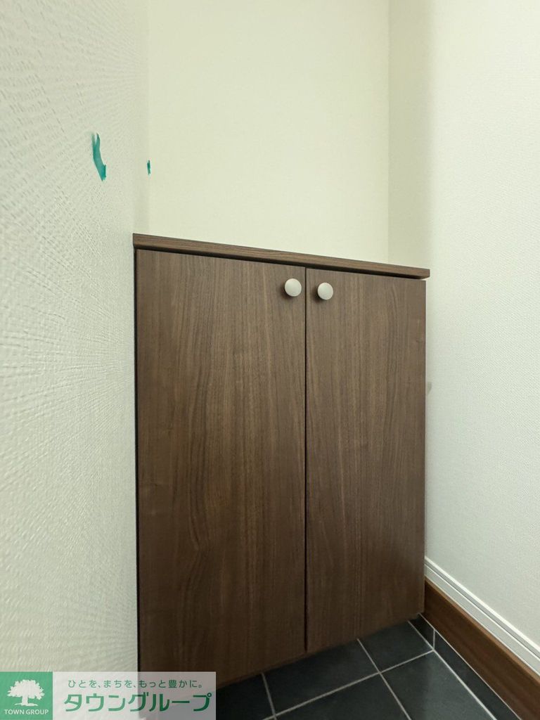 玄関　玄関収納