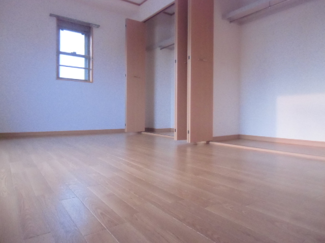 収納　クローゼット完備のベッドスペースです☆