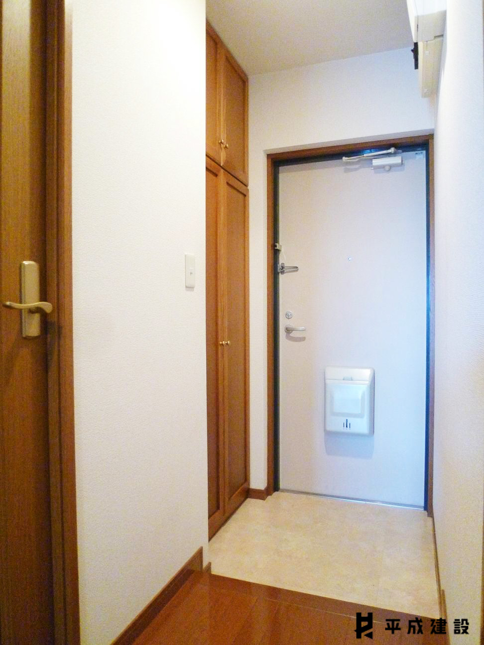 玄関　玄関