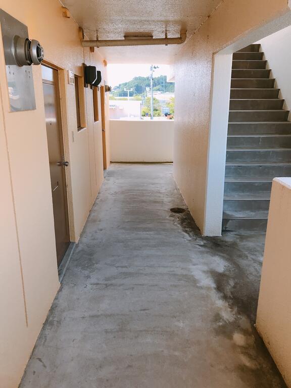 マンション倉前の外観写真