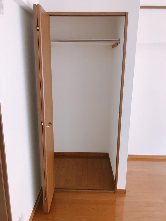 マンション倉前の内装写真