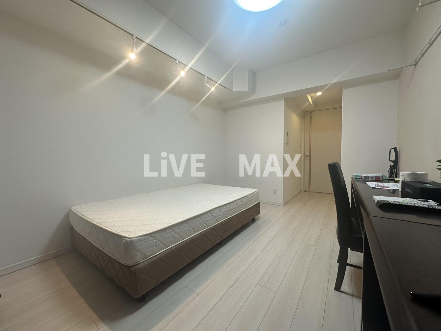 居室・リビング　別号室参考写真