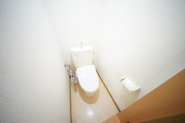 【下関市一の宮町のアパートのトイレ】