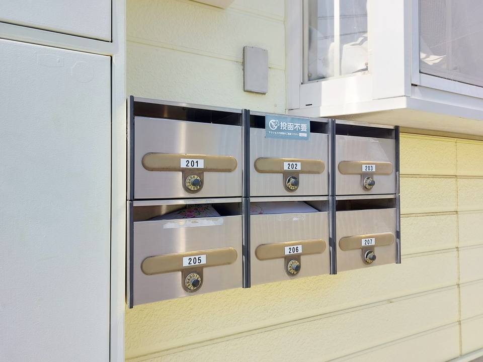 エントランス　メールBOX