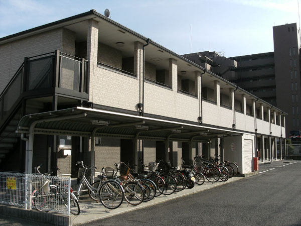 大阪府岸和田市上野町東（アパート）の賃貸物件の外観