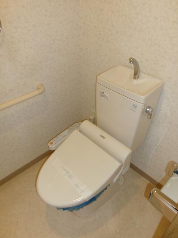 都営新宿線 一之江駅 徒歩9分 5階建 築24年のトイレ写真