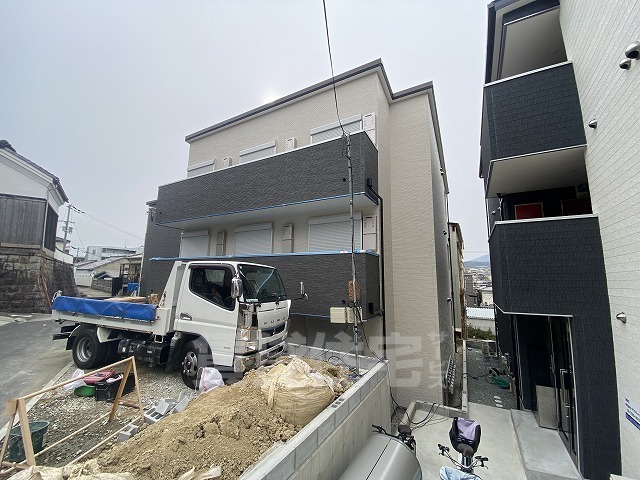 Ｇｒａｄｉｔo富雄駅前2番館の建物外観