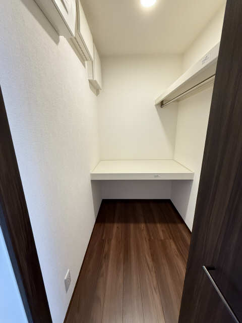 収納　ウォークインクローゼット