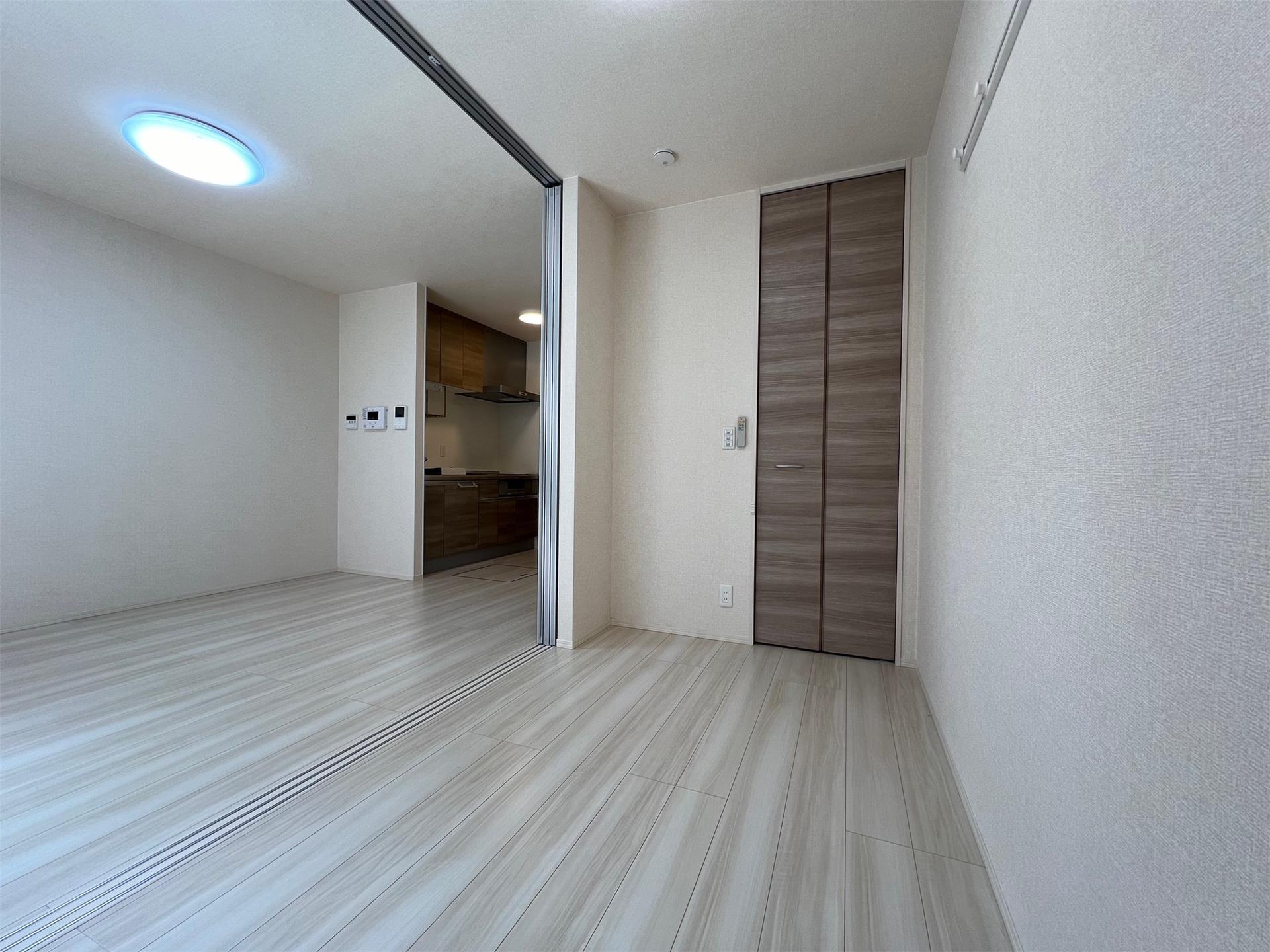 その他部屋・スペース　同タイプ室内（反転タイプ）