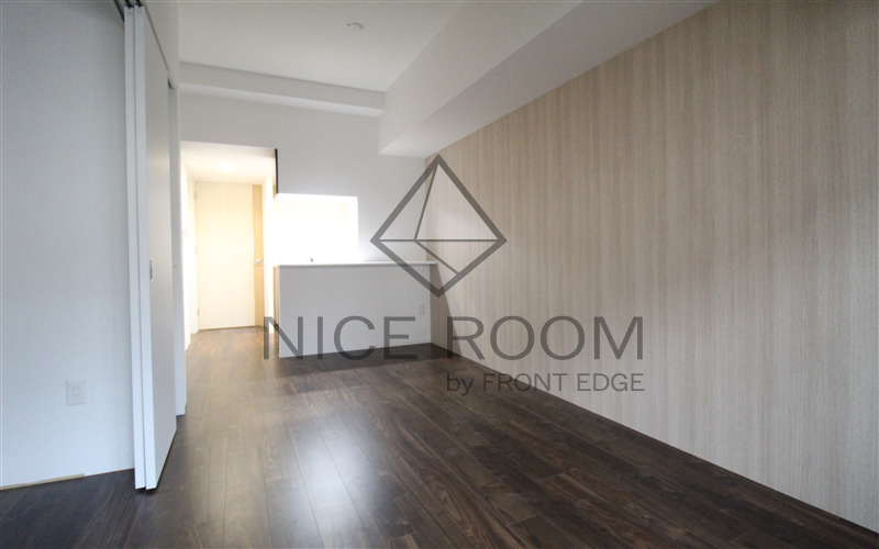 居室・リビング　セレニテフラン野田阪神駅前　リビング