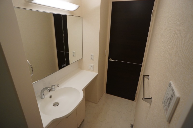 洗面設備　洗髪シャワータイプ