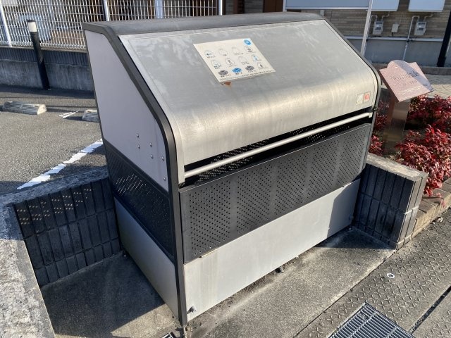 その他　ゴミ捨て場（その他）まで15m