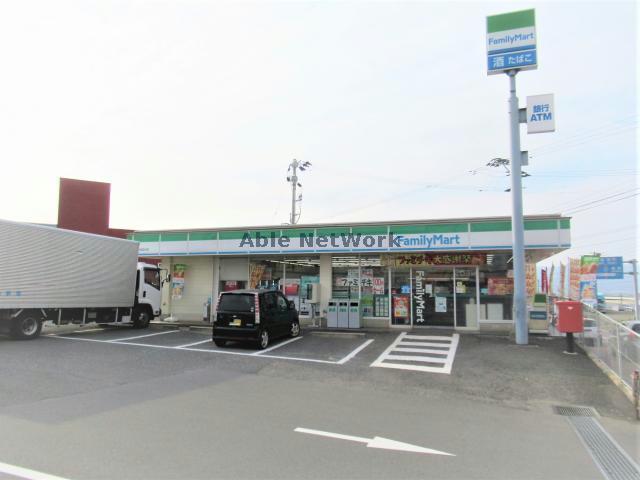 コンビニ　ファミリーマート愛野展望台店（コンビニ）まで2125m