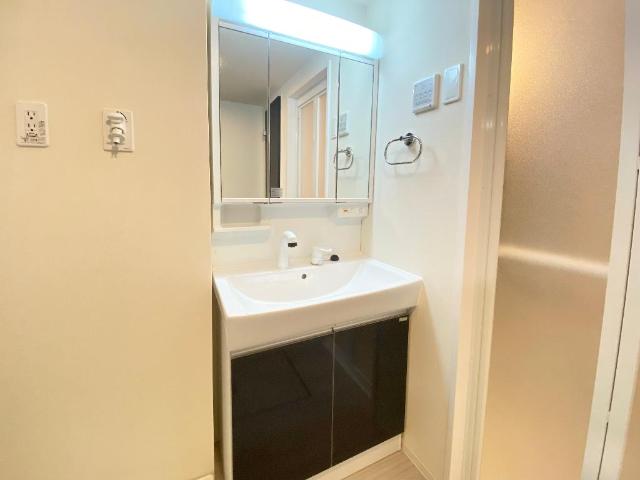 洗面設備　洗髪洗面化粧台（イメージ）