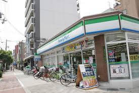 コンビニ　ファミリーマート 泉尾三丁目店（コンビニ）まで493m