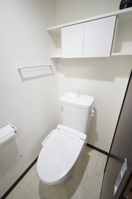 トイレ　温水洗浄便座付き★