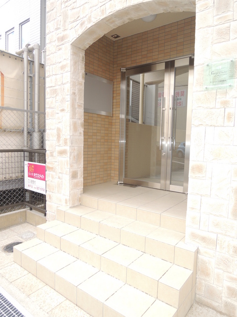 エントランス　オートロック付　エントランス