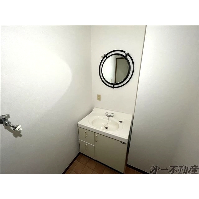 洗面設備　洗面化粧台